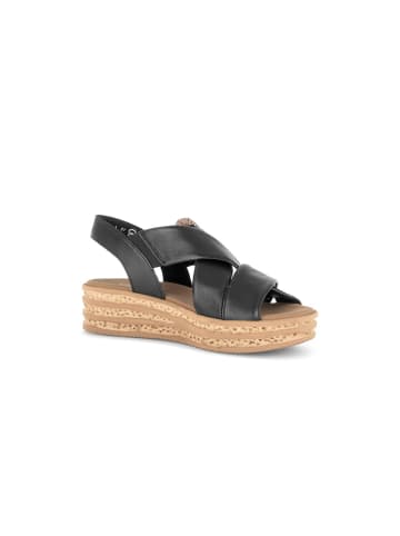 Gabor Plateau Sandalen in schwarz