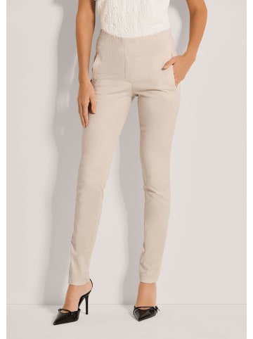 MADELEINE Schlanke Hose zum Schlüpfen in kiesel