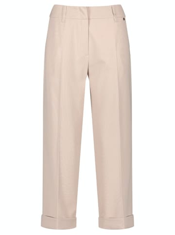 Gerry Weber Hose Freizeit verkürzt(ab 37cm bis 77cm) in Beige