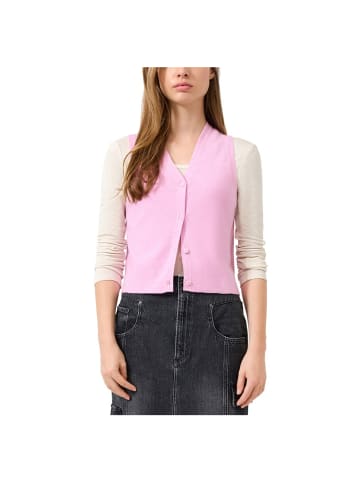 Q/S designed by Weste in pink