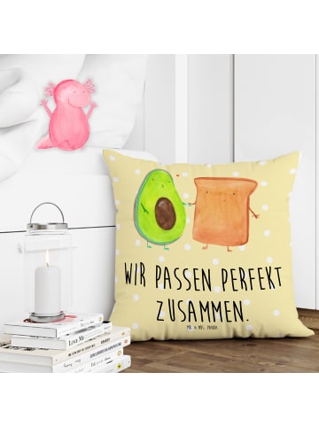 Mr. & Mrs. Panda Kuschel Kissen Avocado Toast mit Spruch in Gelb Pastell