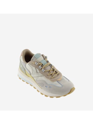 Victoria Sneaker in beige