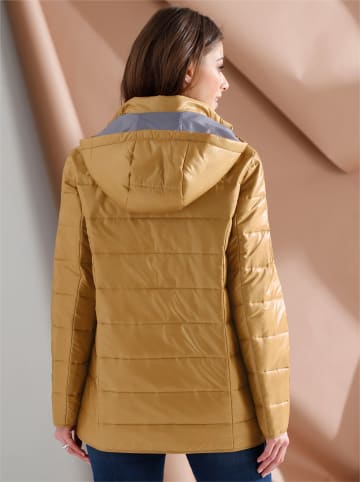 Sieh an! Steppjacke in senfgelb