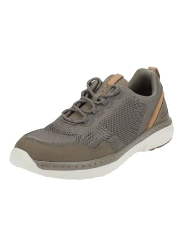 Clarks Sneaker in Stone