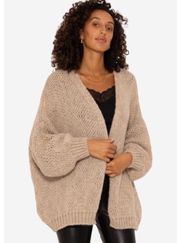 SASSYCLASSY Oversize Strick-Cardigan in Beige