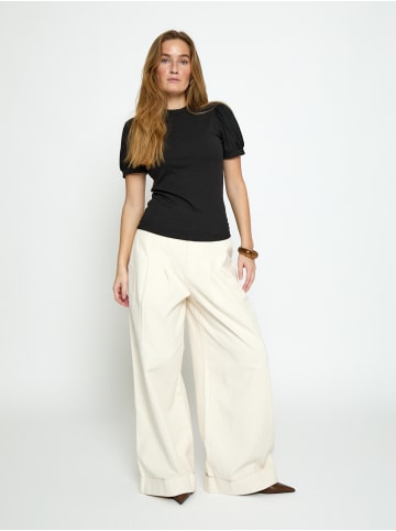 Peppercorn T-Shirt in Black