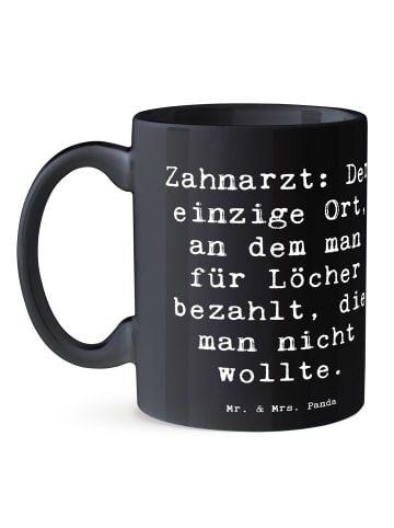 Mr. & Mrs. Panda Kaffeetasse Spruch Zahnarzt Lochgebühr mit Spruch in Schwarz