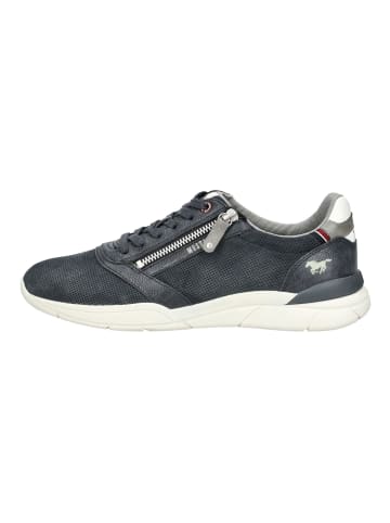 Mustang Sneaker in Navy