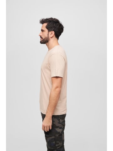 Brandit T-Shirts in beige