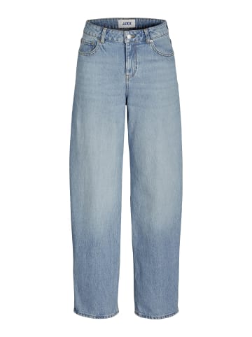 JJXX Barrel Fit Jeans in Light Blue Denim