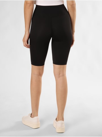 PEGADOR Shorts Lupita in schwarz