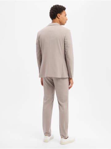 Thomas Goodwin Anzug in tanne