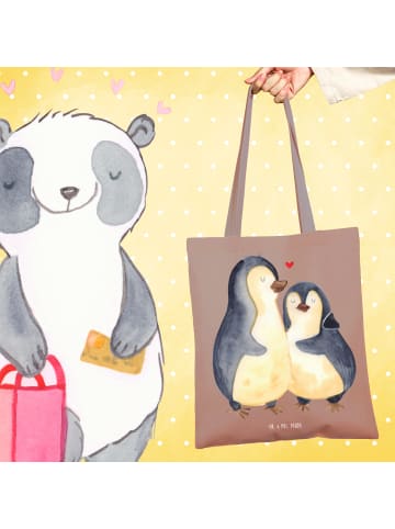 Mr. & Mrs. Panda Tragetasche Pinguin umarmen ohne Spruch in Braun Pastell