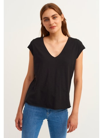 OXXO V-Shirt BLACK