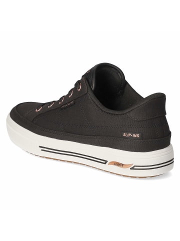 Skechers Schnürhalbschuh in black