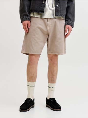 Jack & Jones Loose Fit Shorts in Crockery