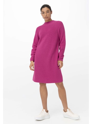Hessnatur Strickkleid in fuchsia