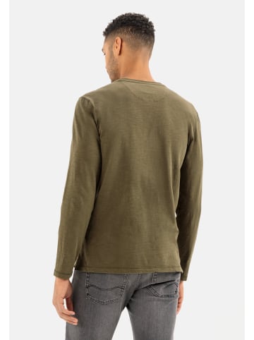 Camel Active Langarmshirt Henley in Dunkel Oliv