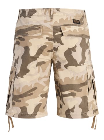 Jack & Jones Cargo Shorts in Crockery