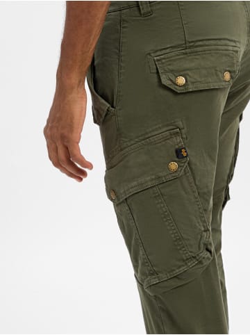 Alpha Industries Hose in oliv - 0012