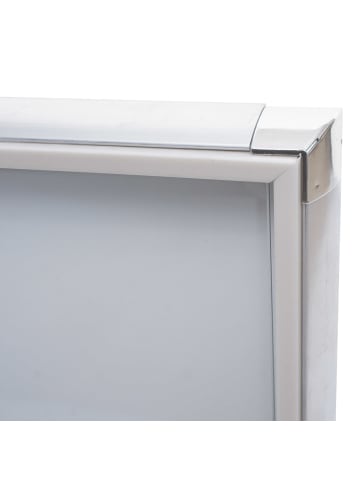 MCW Schaukasten Q50