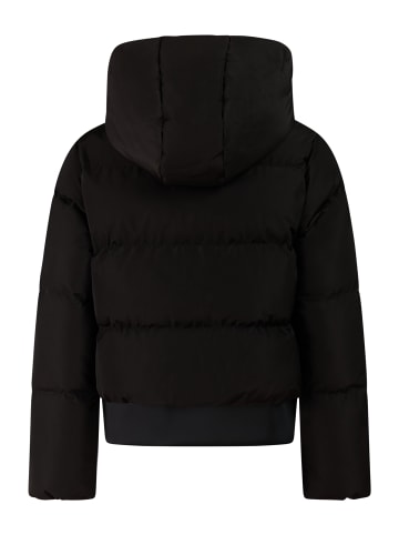 Protest " PRTCiska JR in True Black