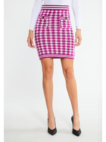 faina Strickrock in Fuchsia