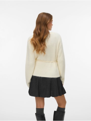 Vero Moda Strickjacke in Birch