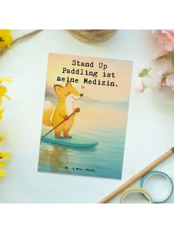 Mr. & Mrs. Panda Ansichtskarte Fuchs Stand Up Paddling Design mi... in Weiß