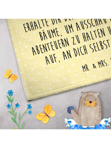 Mr. & Mrs. Panda Gästetuch Hase Blume mit Spruch in Gelb Pastell