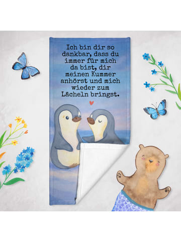 Mr. & Mrs. Panda Badetuch Pinguine trösten Design mit Spruch in Weiß