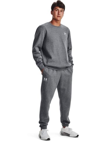 Under Armour Sweat Pant "UA Essential Fleece Jogginghose" in Grau