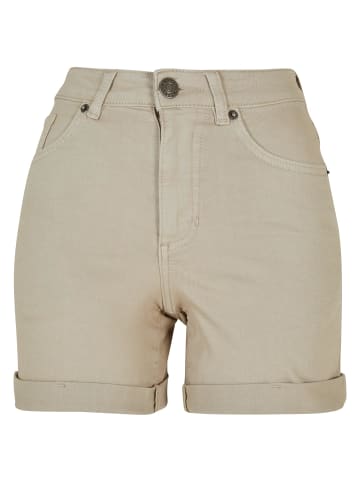 Urban Classics Shorts in grün