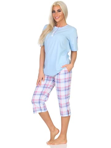 NORMANN Schlafanzug kurzarm Pyjama karierter Capri Hose Jersey in hellblau