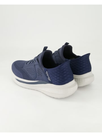 Skechers Slip On Sneaker in Blau