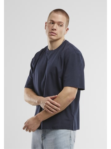 Urban Classics T-Shirts in navy