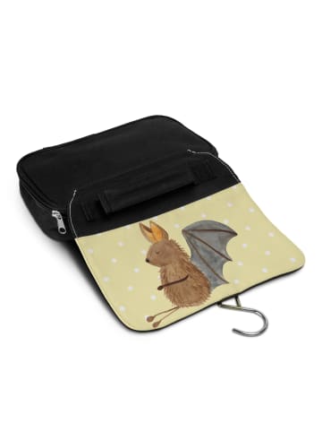 Mr. & Mrs. Panda Kosmetiktasche Fledermaus Sitzen ohne Spruch in Gelb Pastell