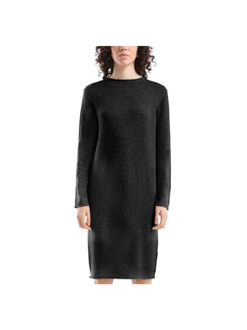 Q/S designed by Kleid in Schwarz