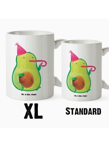 Mr. & Mrs. Panda Weiße Tasse Avocado Party Zeit ohne Spruch in Weiß