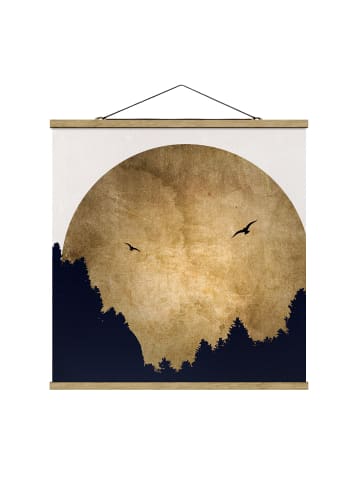 WALLART Stoffbild mit Posterleisten - Goldmond im Wald in Gold