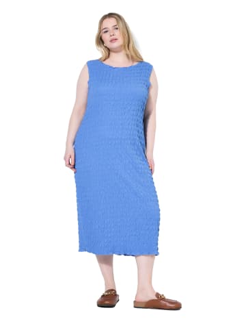 Studio Untold Midikleid in himmelblau