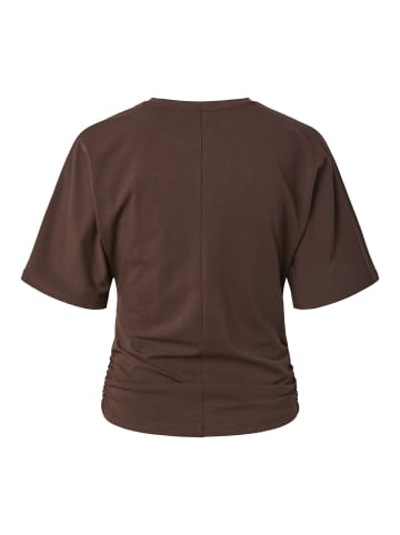 Pieces T-Shirt in Hot Fudge1