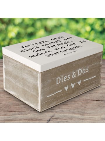 Mr. & Mrs. Panda truhe holz Spruch Selbstzweifel vermeiden mit S... in Weiß
