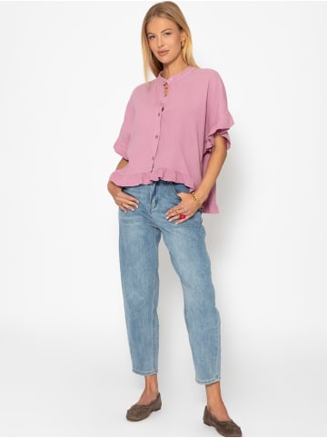 SASSYCLASSY Musselin Bluse mit Rüschensaum in Rosa