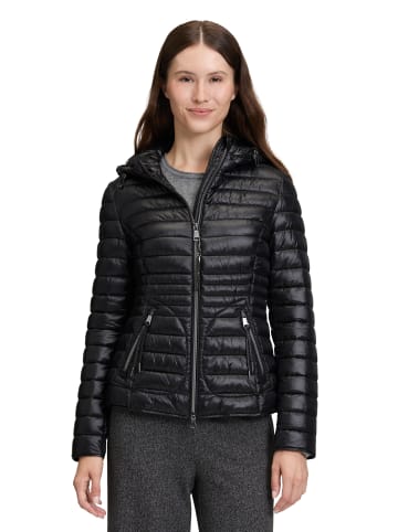 CARTOON Steppjacke mit Reißverschlusstaschen in Schwarz