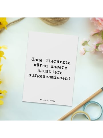Mr. & Mrs. Panda Postkarte Spruch Tierarzt Helden mit Spruch in Weiß