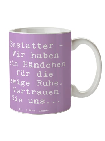 Mr. & Mrs. Panda Geschenktasse Spruch Bestatter Fürsorge mit Spruch in Lavendeltraum