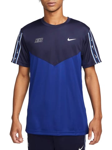 Nike T-Shirts in dr blue/blackened blue/white