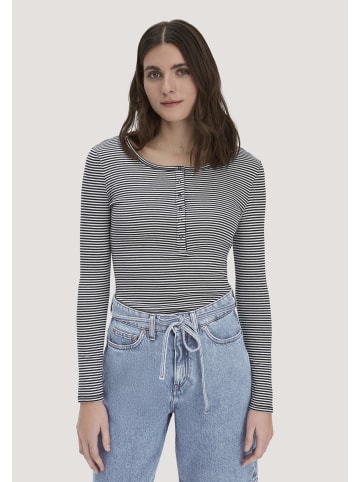 Hessnatur Hessnatur Softrib Streifen Henley Fitted aus Bio-Baumwolle und TENCEL™ Modal in marine