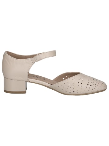 Caprice Pumps in CREAM PERLATO